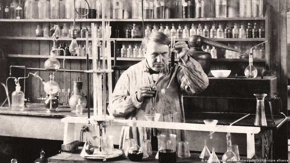 Edison pudo haber creado supermaterial sin saberlo en 1879