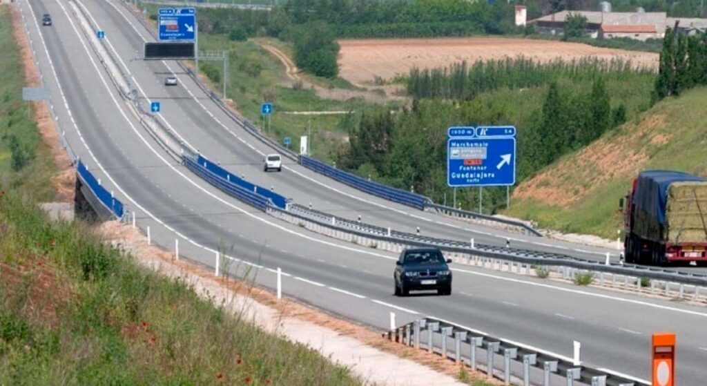 El Supremo urge al Gobierno a liquidar cuanto antes el rescate de las autopistas que quebraron en la crisis