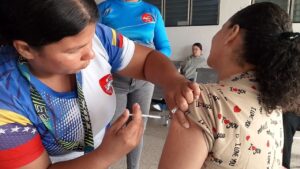El gobierno reconoce un brote de fiebre amarilla en Venezuela y lanza vacunación urgente en cuatro estados