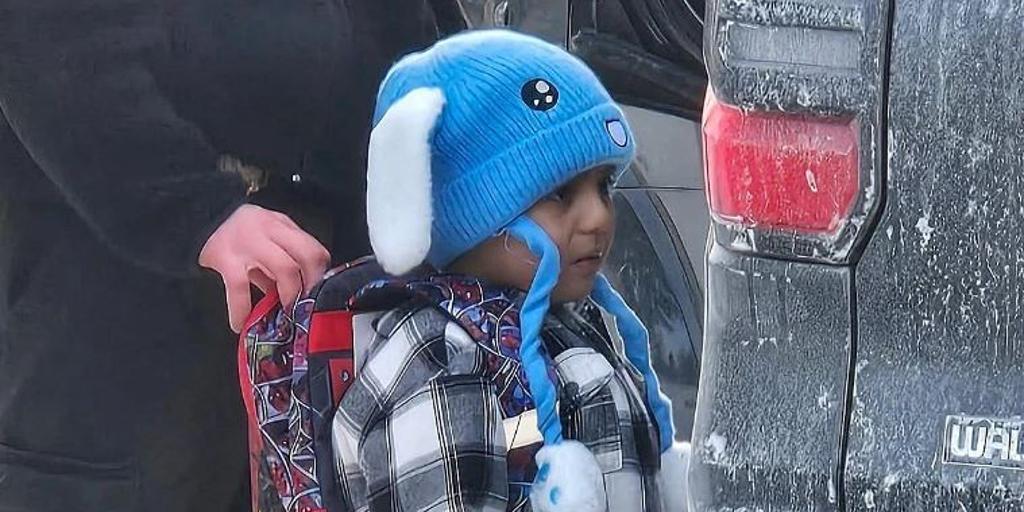 El niño de cinco años Liam Conejo Ramos y su padre vuelan ya de vuelta a Mineápolis tras su liberación