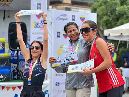 Emmanuel Hernández derrochó clase y es triple coronado en San Sebastián