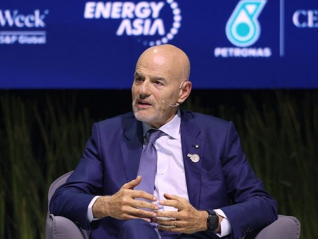 Eni recibirá petróleo de Venezuela como pago por gas