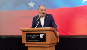 Enrique Márquez: «No soy candidato. Tengo dos candidatas: democracia y Constitución»
