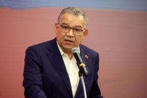Enrique Márquez descarta volver al CNE y desea estar "al lado de la gente" | lapatilla.com
