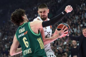 Euroliga: El Real Madrid pierde en el último suspiro ante el Panathinaikos en un duelo de agonía y polémica en Atenas | Euroliga 2025 | elmundo.es