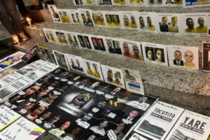 Familiares de presos políticos convocaron a una vigilia en El Helicoide