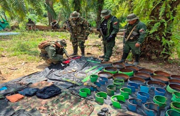Fanb destruyó campamento de fabricación de explosivos en Zulia