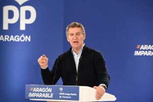 Feijóo dice que la «incompetencia» del Gobierno ha llevado a destruir el «símbolo del ferrocarril español» | europapress.es