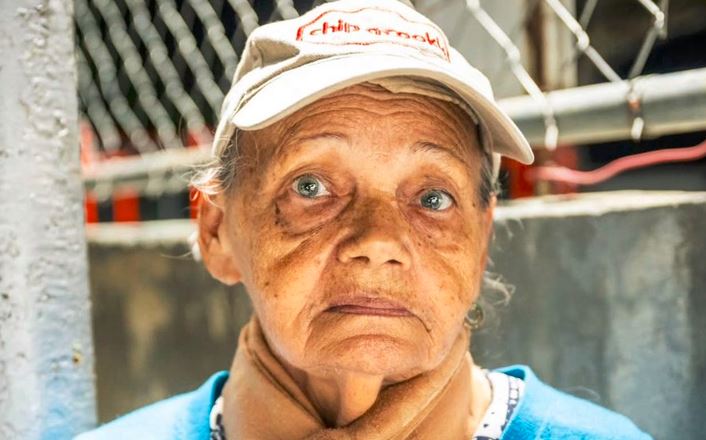 Foro Penal acompañó en tribunales a madre del preso político Víctor Quero, desaparecido desde enero 2025 (VIDEO)