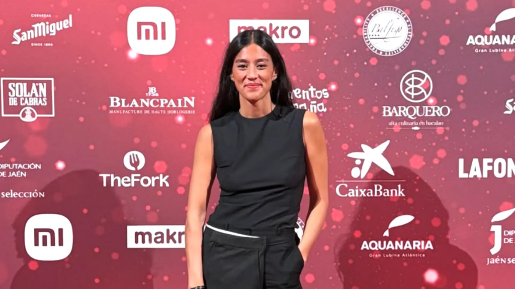 "Freír mucho la patata, que quede crujiente y luego dejarla reposando dentro del huevo batido"