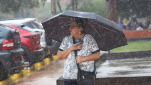 Frente frío pondría en alerta al Caribe por lluvias, vientos y oleaje estos días de febrero; autoridades advierten inundaciones y deslizamientos