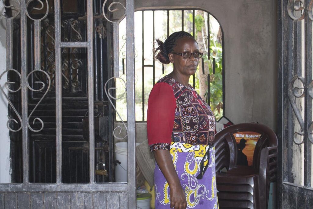 La keniana Bibiana Wangari sabe que su hijo, Charles Waithaka, murió combatiendo en Ucrania en una guerra que no era suya