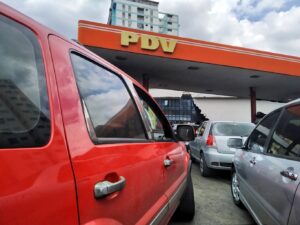Gasolineras de Venezuela se declaran en emergencia por ingresos mínimos