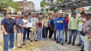 Gremios de profesores en Maturín exigen mejoras salariales y laborales