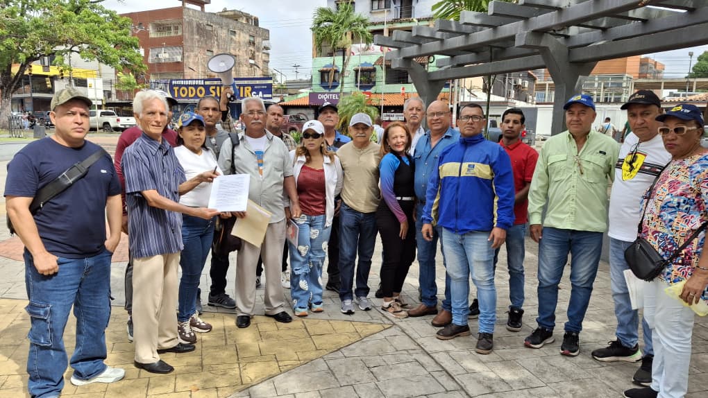 Gremios de profesores en Maturín exigen mejoras salariales y laborales