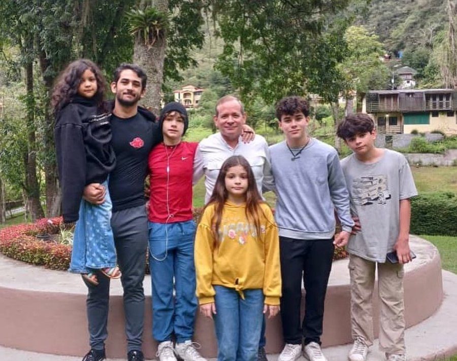 Hijos de Juan Pablo Guanipa lograron visitarlo: "Se encuentra en buenas condiciones físicas y está más fuerte" - AlbertoNews
