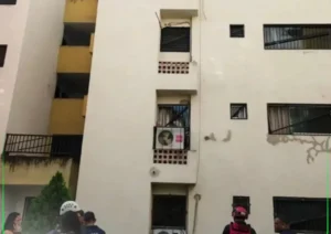 Hombre fallece tras caer de un cuarto piso en Los Guayos