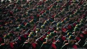 Irán declara «terroristas» a ejércitos europeos