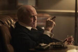 John Lithgow habla sobre las críticas tras su decisión de interpretar a Dumbledore en el reboot de Harry Potter