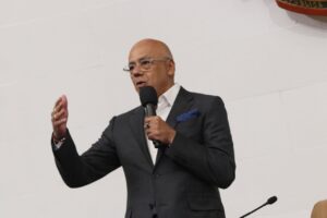 Jorge Rodríguez admitió que "no le gustan los presos" tras pedir supuesto "perdón" en nombre del chavismo
