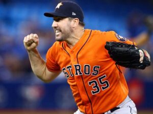 Justin Verlander regresa con los Tigres de Detroit