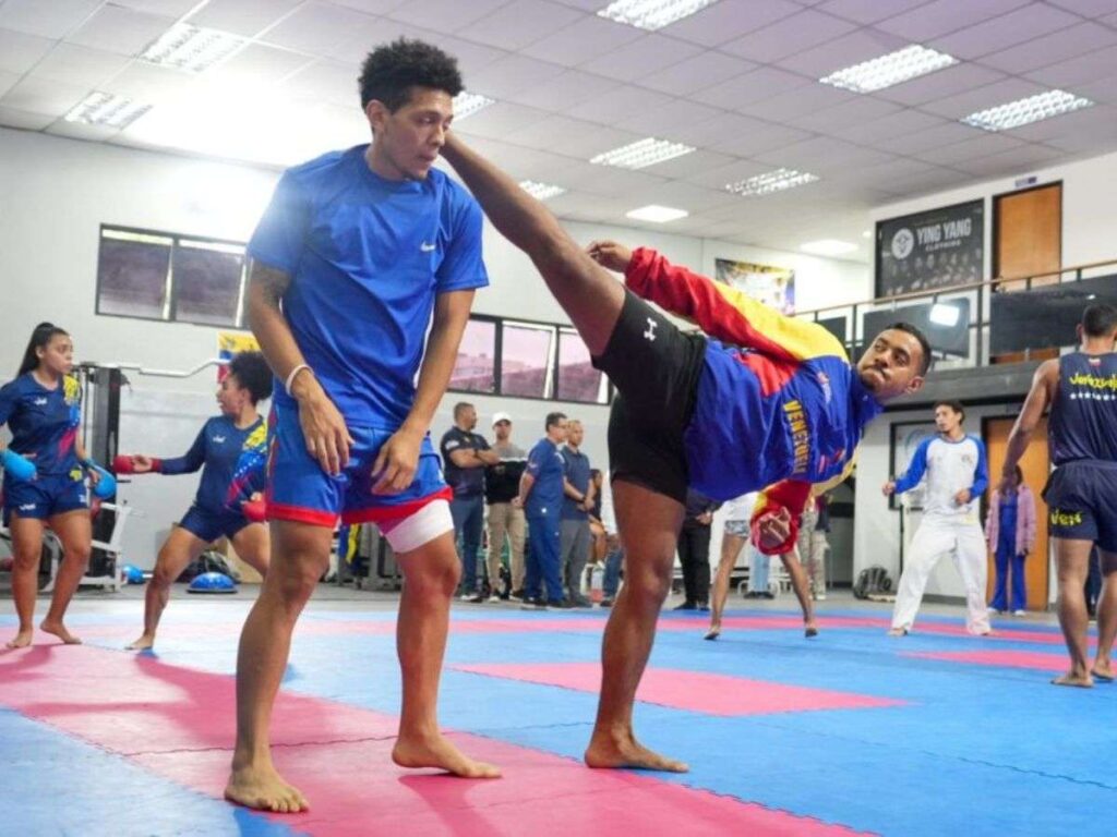 Karate continúa proceso de evaluación física