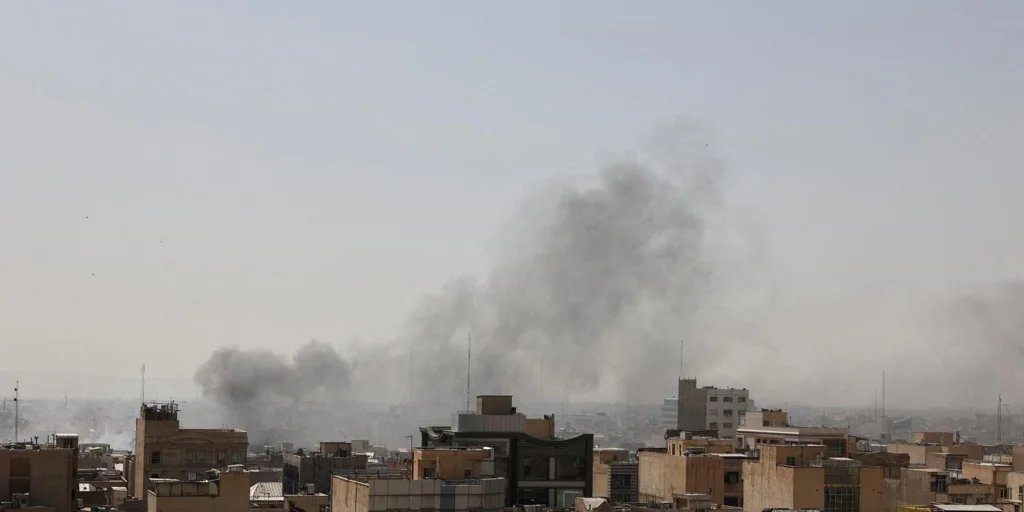 La Media Luna Roja cifra en más de 200 los muertos en Irán tras los ataques de Israel y Estados Unidos