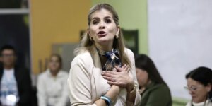 La candidata del oficialismo, Laura Fernández, lidera los resultados preliminares