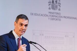 La mitad de los españoles apoya la prohibición de X si sigue incumpliendo las leyes de privacidad de la UE | elperiodico.com