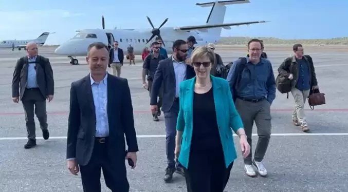 Laura Dogu arriba a Caracas para reabrir misión diplomática