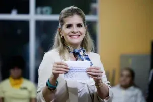 Laura Fernández, la derechista ganadora de las elecciones presidenciales de Costa Rica