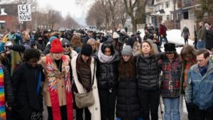MIGRANTES MINNEAPOLIS | Por qué algunas personas protegen y otras denuncian: una mirada psicológica a los sucesos de Minneapolis | elperiodico.com