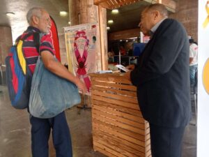Ministerio de Salud instala puntos de información sobre el cáncer