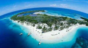 Ministra Daniella Cabello desmiente que se necesite estar registrado en una App para visitar Morrocoy