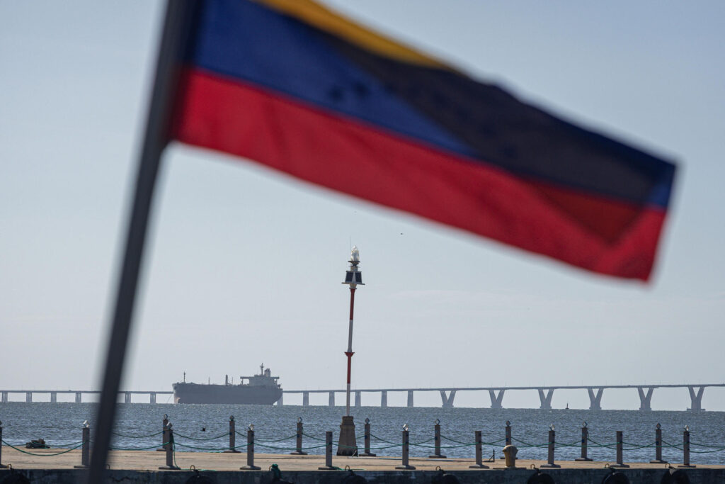 Nuevas licencias de EEUU y reforma legal aceleran inversión petrolera en Venezuela, según especialista