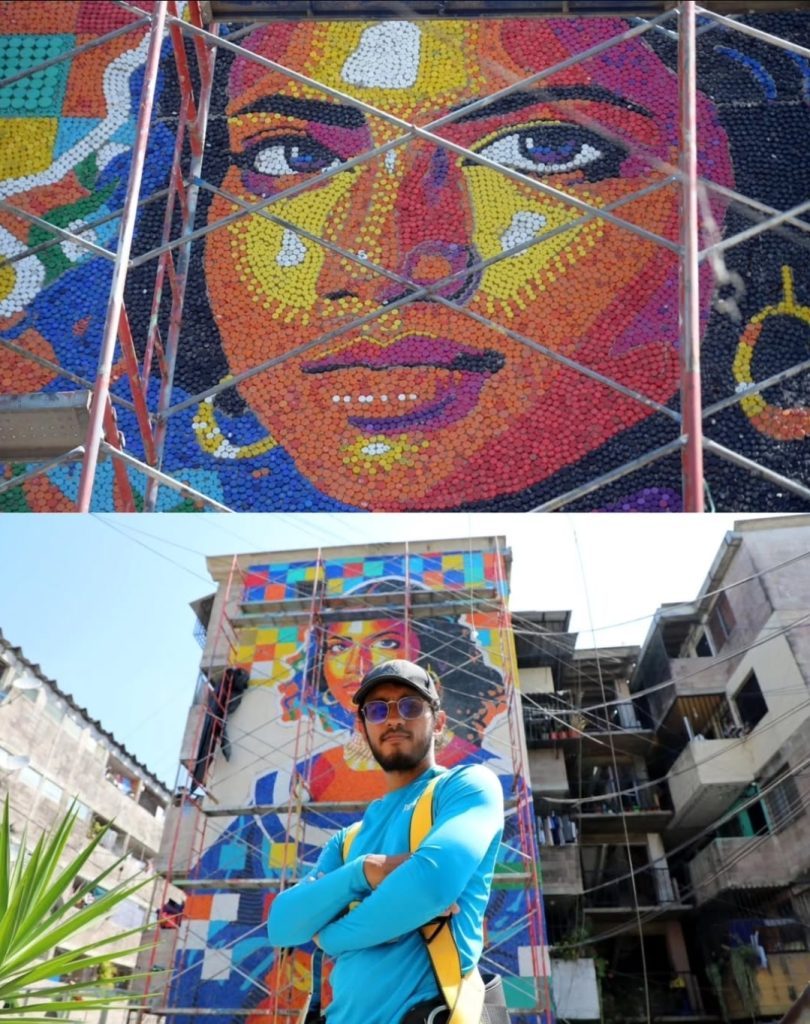 Óscar Olivares culminó el mural de tapas plásticas más alto del mundo en El Salvador