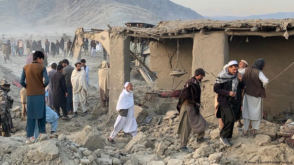 Pakistán lanza mortales ataques contra Afganistán