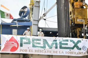 Pemex confirma venta de petróleo a Cuba