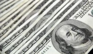 Precio del dólar del 3 de febrero sube 0,50 bolívares