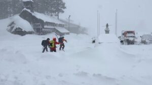 Recuperan los cuerpos de los nueve esquiadores muertos en la avalancha en EE.UU. – AlbertoNews