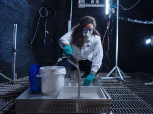 Regreso a la Luna: por qué el polvo lunar es tan peligroso y cómo la NASA planea detenerlo | National Geographic