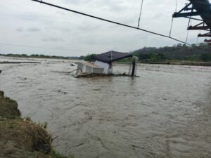 Rescataron a cinco personas tras crecida del río Guanare en Portuguesa