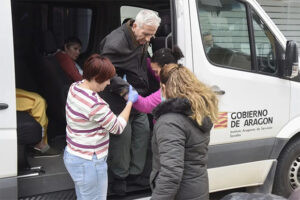 Residencias españolas de ancianos ofrecerán 160.000 empleos a inmigrantes regularizados