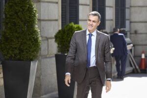 Sánchez rechaza «la acción militar unilateral de EEUU e Israel» y la actuación del régimen iraní y llama al diálogo | europapress.es