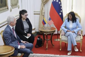 Secretario de Energía de EE UU impulsa histórico acuerdo con Delcy Rodríguez en Caracas