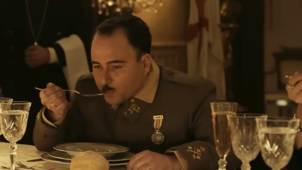 Sopa al cuarto de hora, así es la famosa receta que tiene su papel protagonista en 'La Cena', película nominada a 8 premios Goya