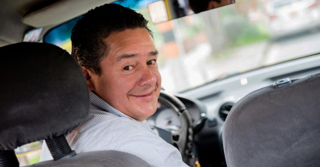 Taxista aprovecha viaje para confesarle a pasajero la vez que atropelló a alguien en 1987