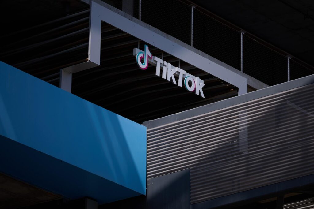 TikTok restablece su servicio en EEUU tras un apagón técnico