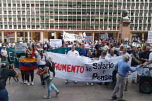 Trabajadores reclamaron aumento salarial y discusión de contrato colectivo