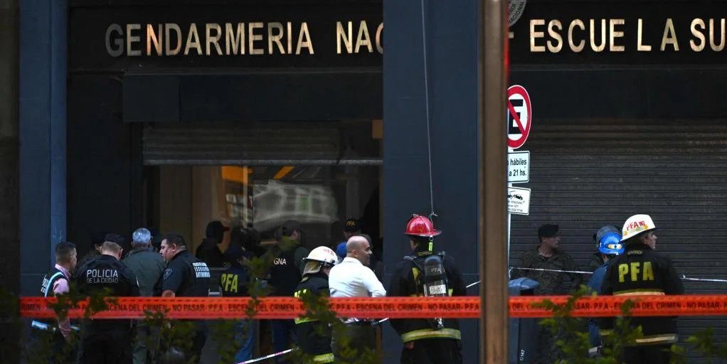 Tres heridos por la explosión de un paquete en la Escuela de Gendarmería de Buenos Aires